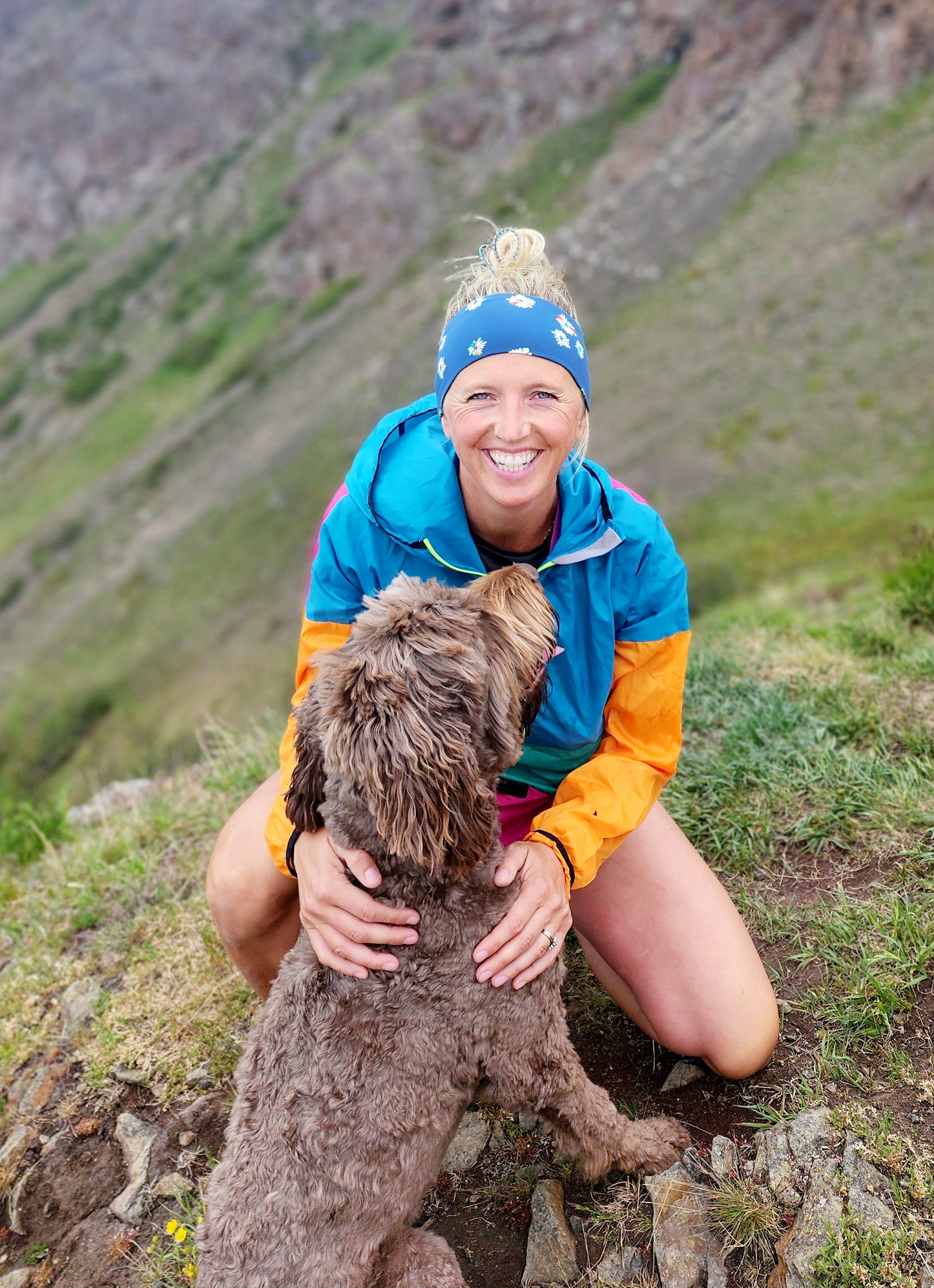 "Daisies on Blue" Headband