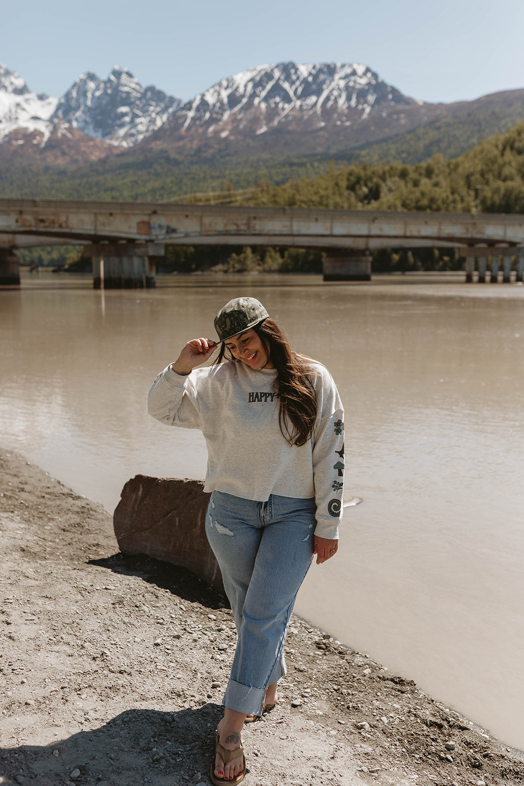 Oversized "Alaska Nature" Midi Sweatshirt