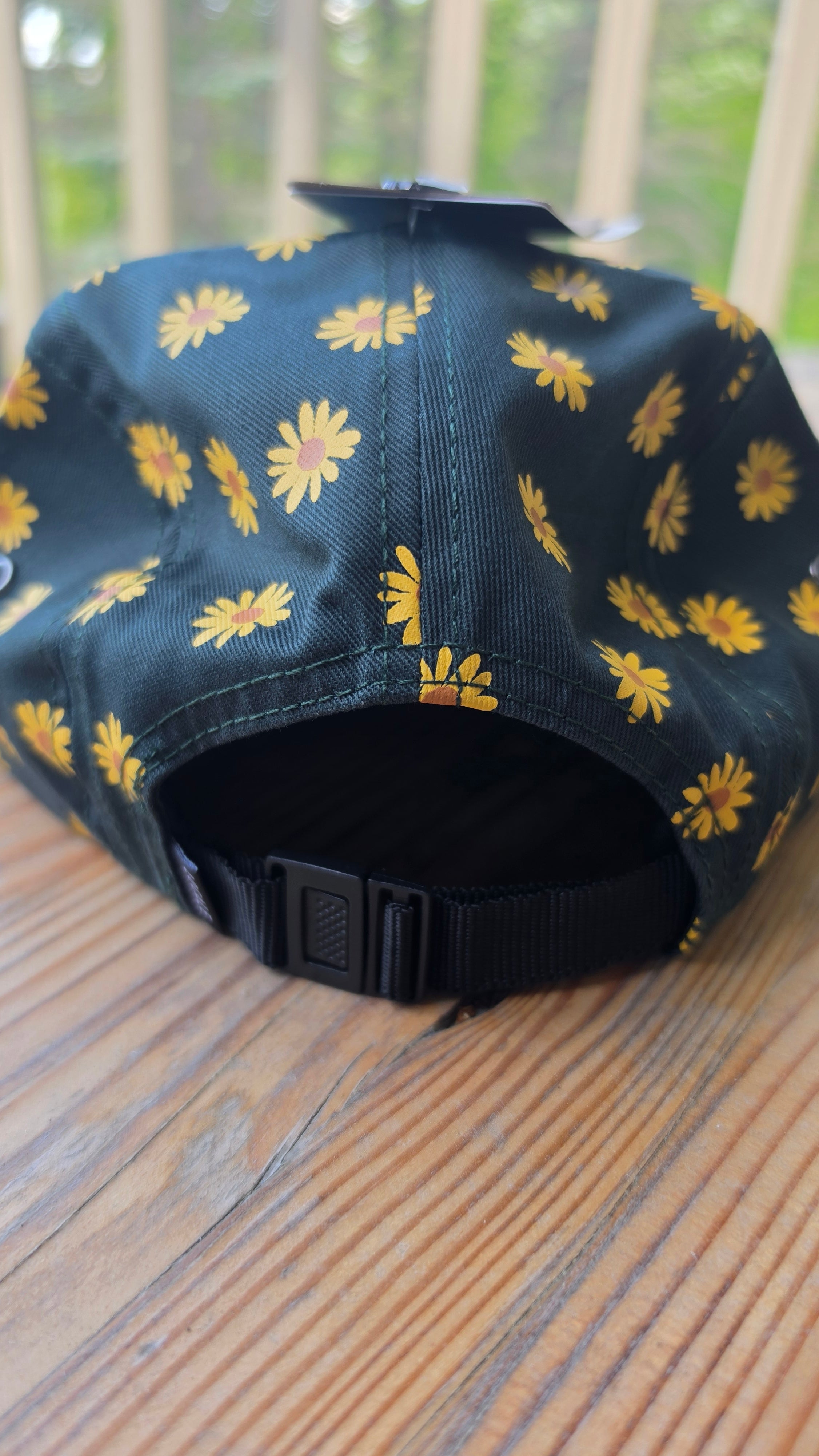 Daisies Camper Hat